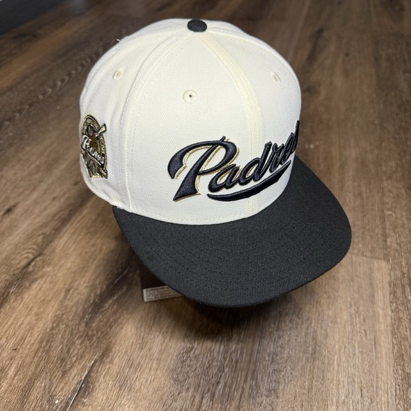 San Diego Padres Hat New Era Cap 7 1/2 White‎ Black Chrome Gold Two Tone Topperz